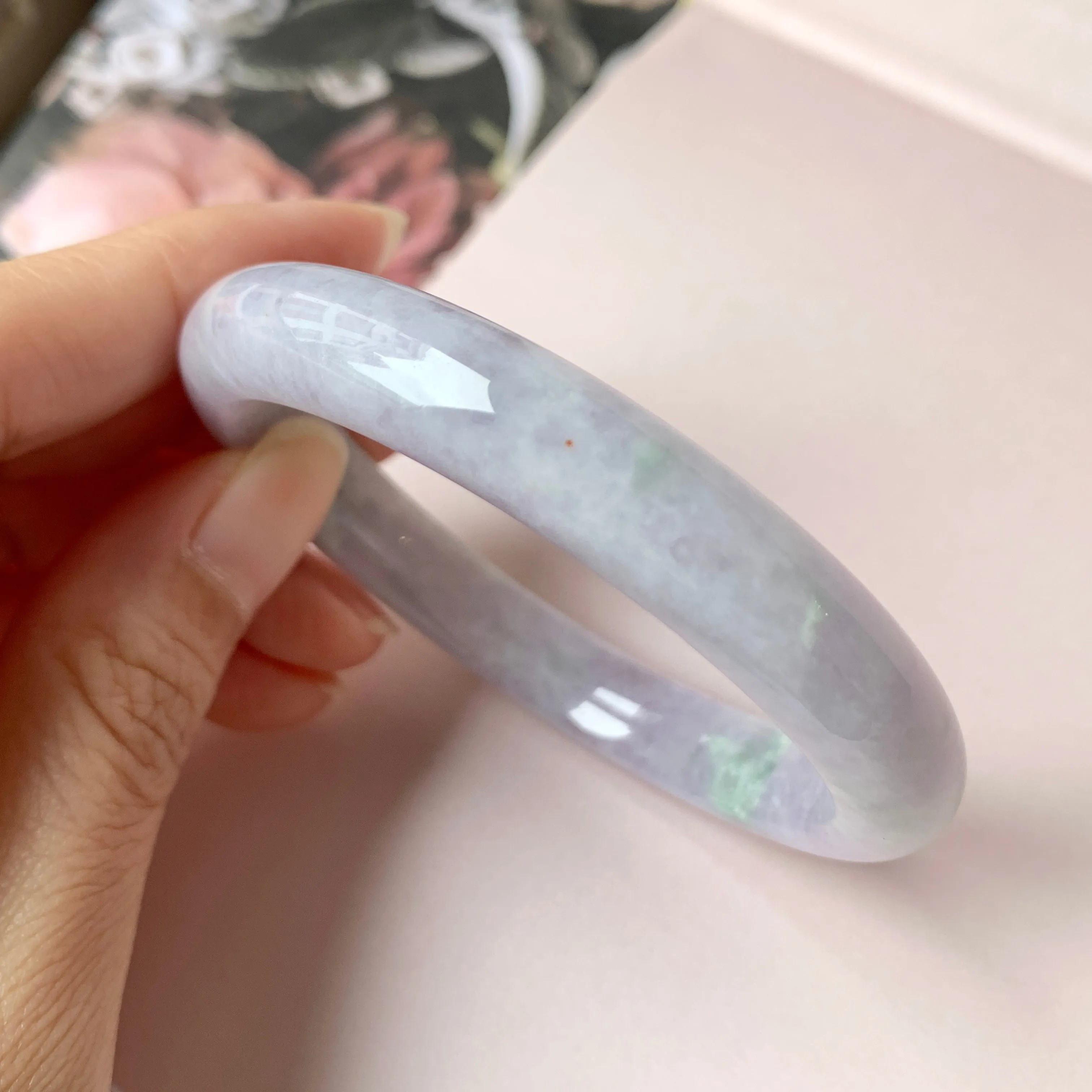 55.5mm A-Grade Natural Lavender Jadeite Modern Round Bangle No.152834