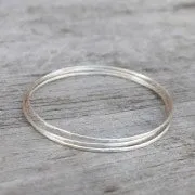 Bangle bracelet