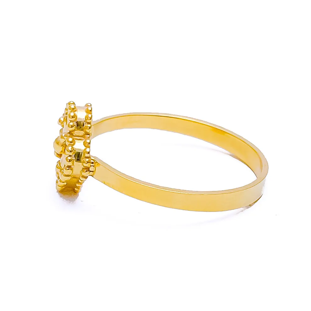 Beautiful Luminescent 21k Gold Clover Ring - Size 8