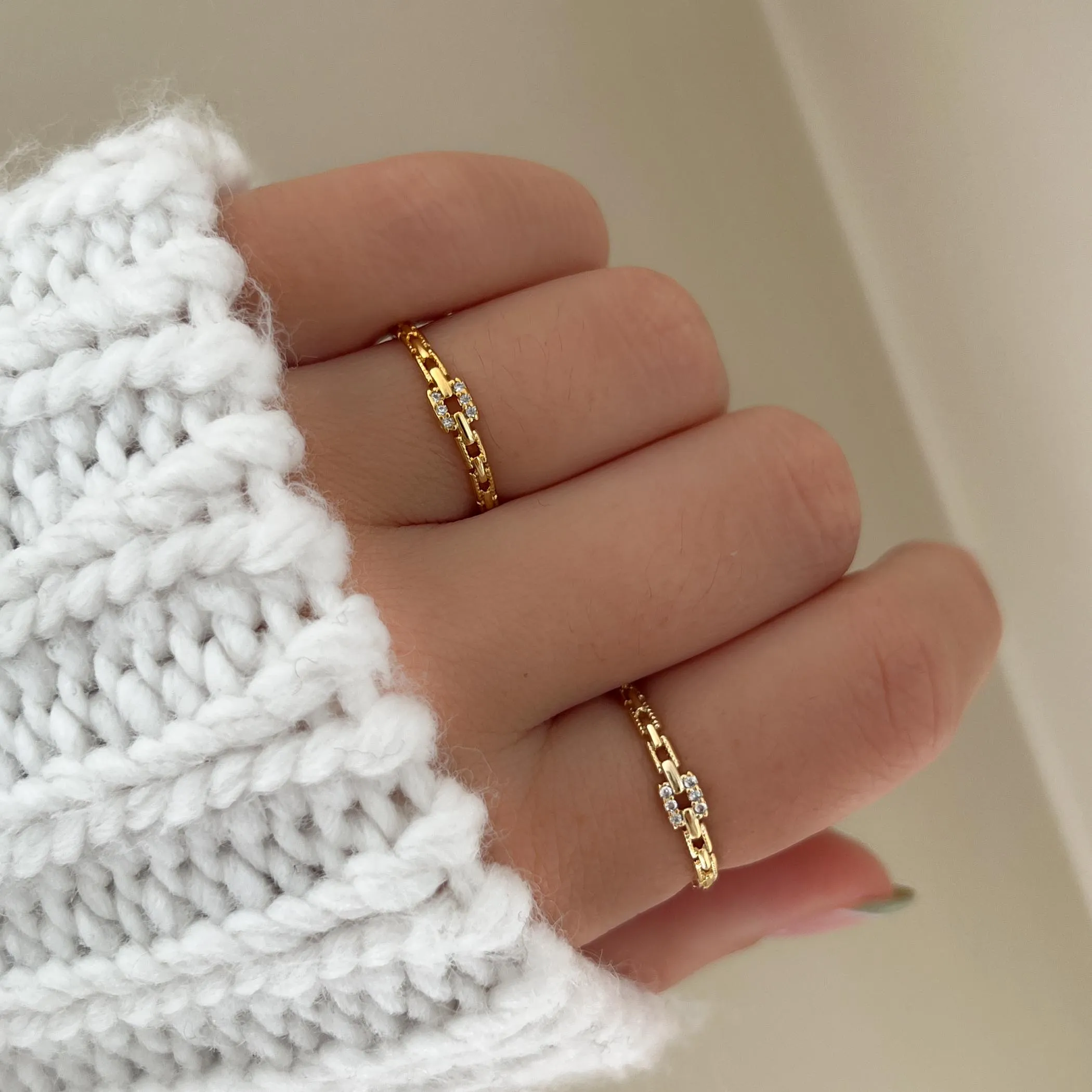 Dainty Chain Link Ring