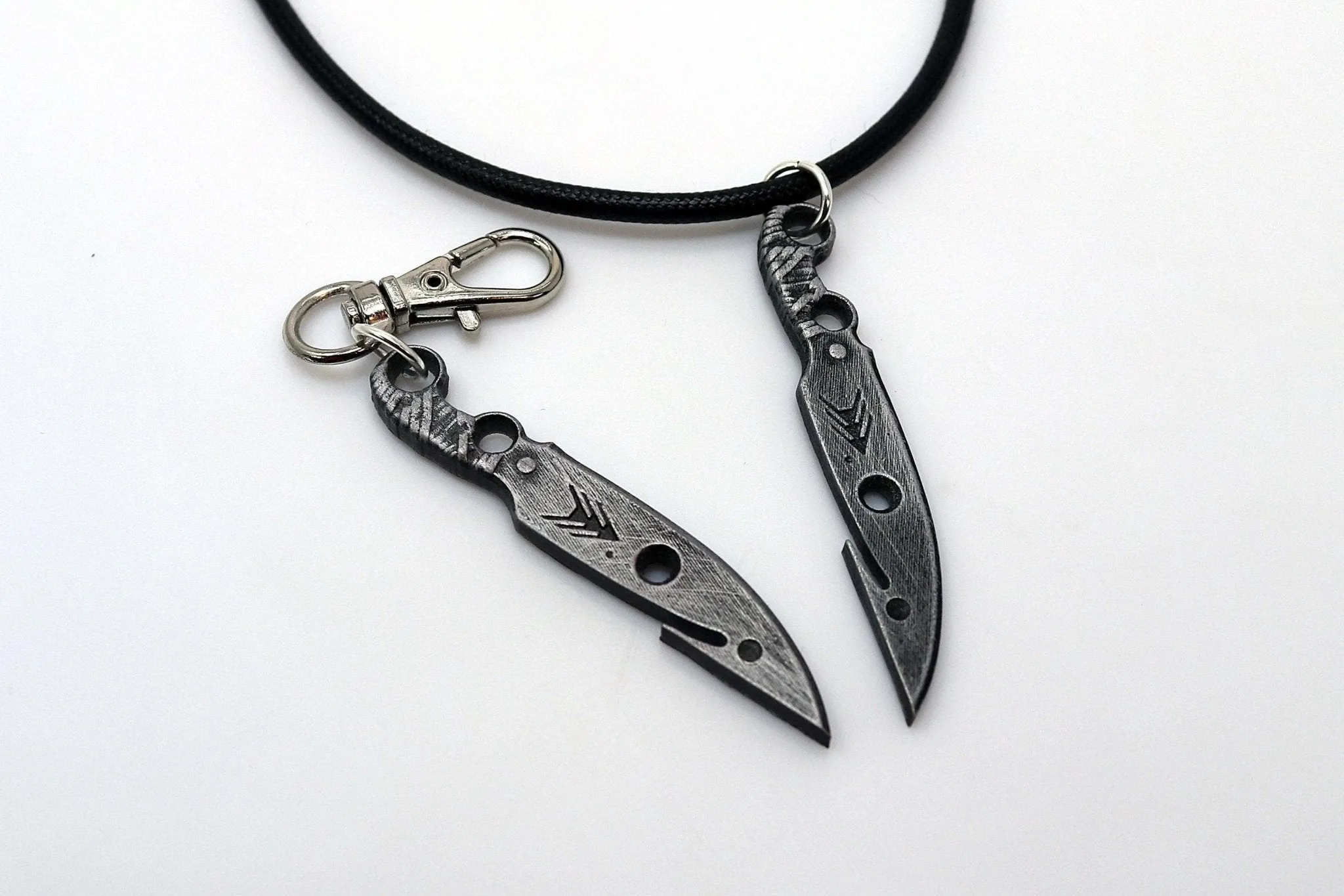 Hunter Knife Keychain / Necklace - Destiny 2