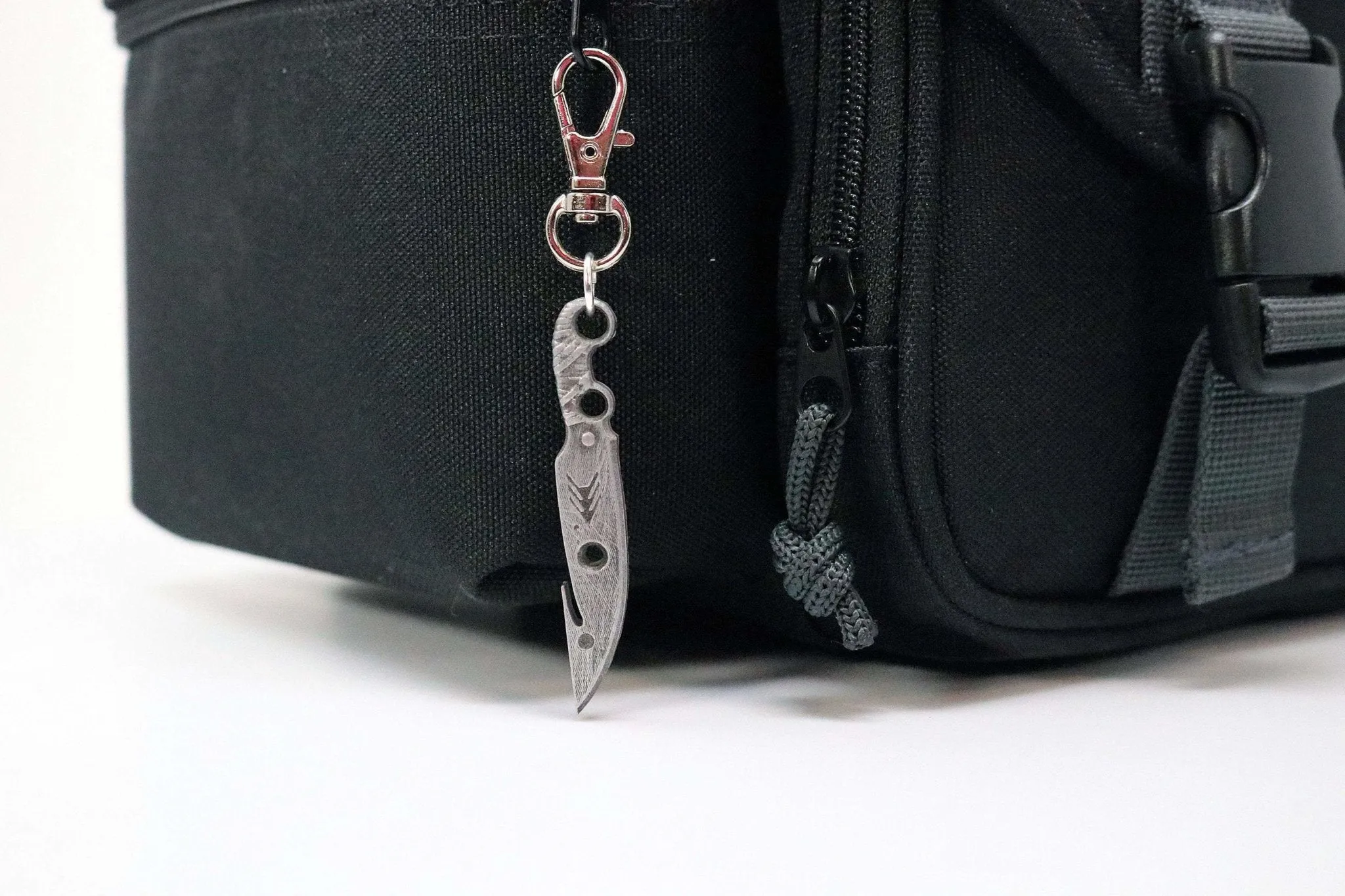 Hunter Knife Keychain / Necklace - Destiny 2