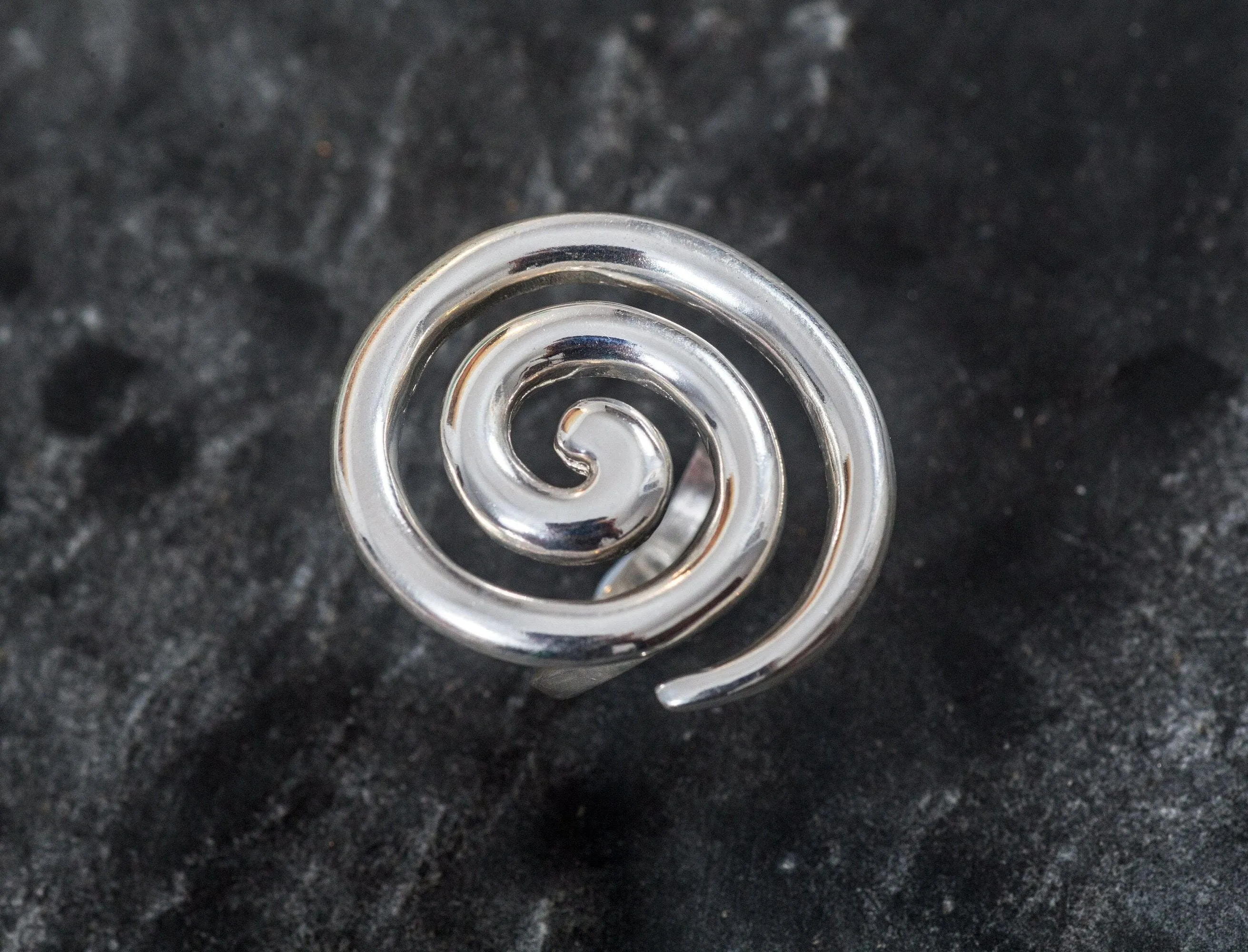 Large Swirl Ring - Statement Silver Ring - Vintage Spiral Ring