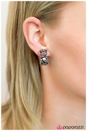 Paparazzi Earring ~ Nip It In The Bud - White