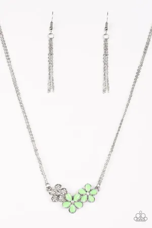 Paparazzi Necklace ~ Hibiscus Haciendas - Green