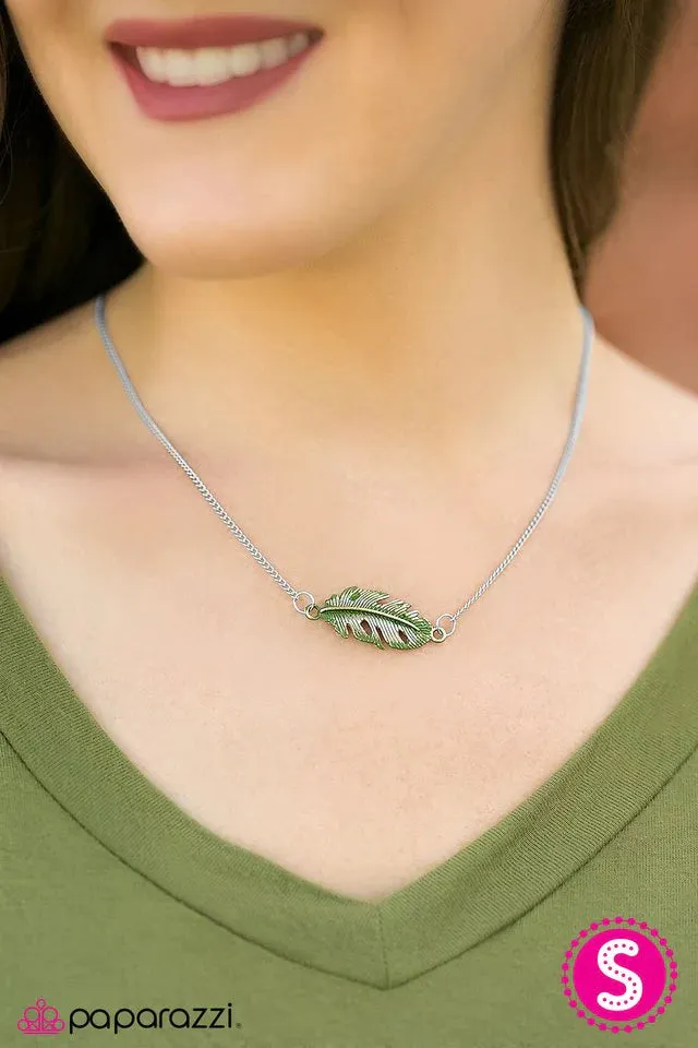 Paparazzi Necklace ~ Let It Soar - Green