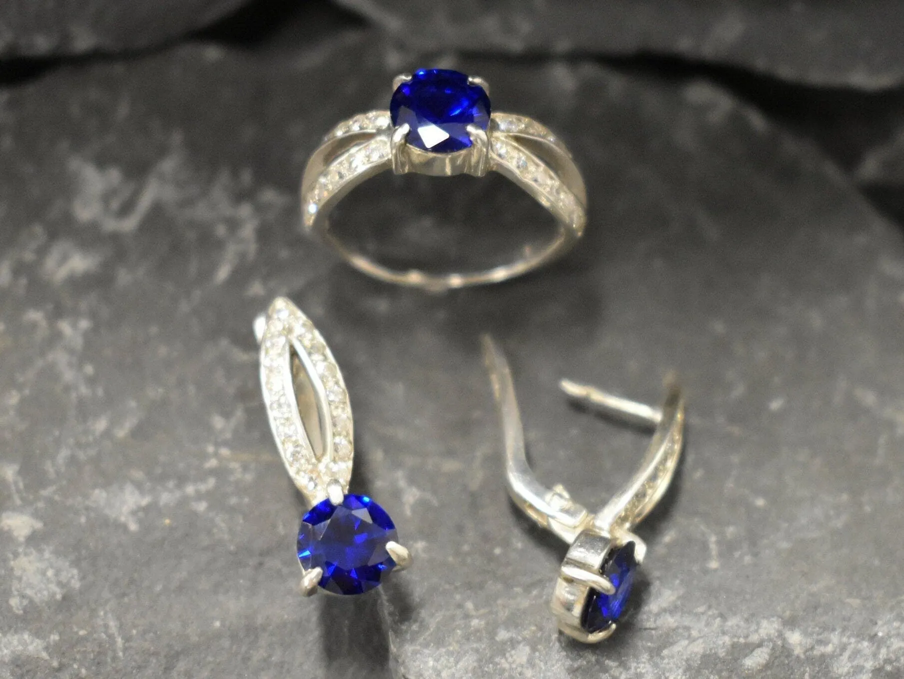 Sapphire Promise Ring - Blue Vintage Ring - Unique Engagement Ring