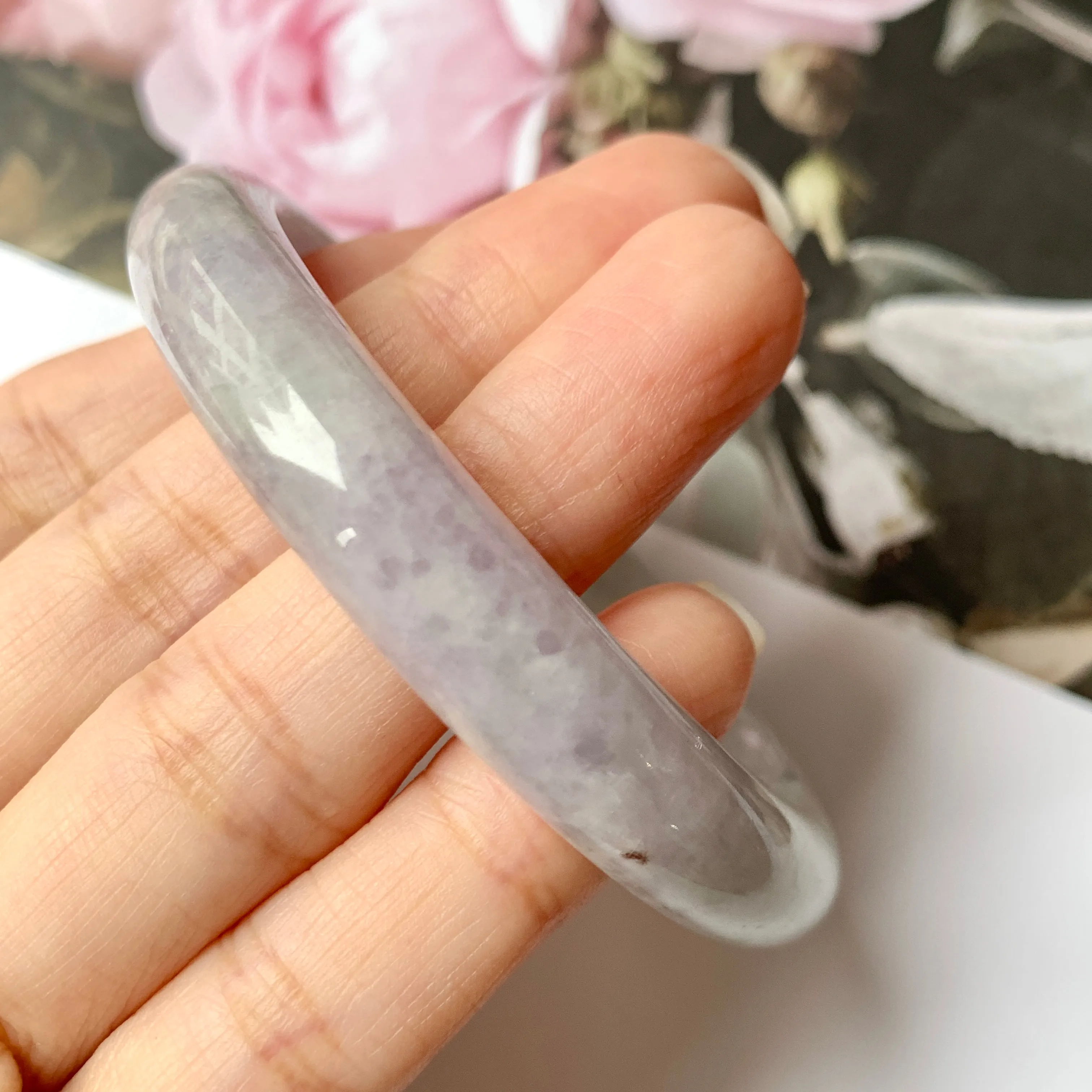 SOLD OUT: 53.8mm A-Grade Natural Lavender Jadeite Modern Round Bangle No.151839