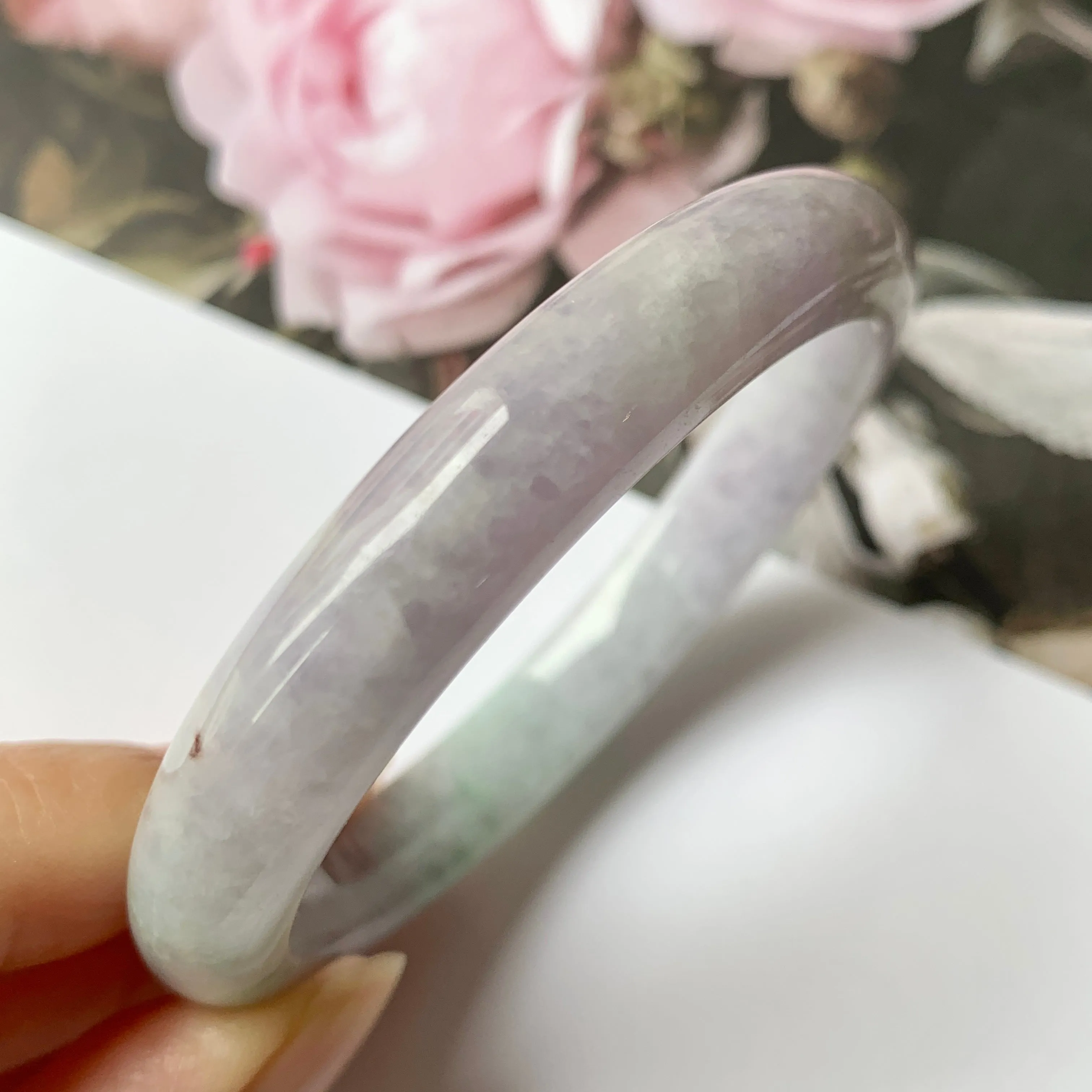 SOLD OUT: 53.8mm A-Grade Natural Lavender Jadeite Modern Round Bangle No.151839