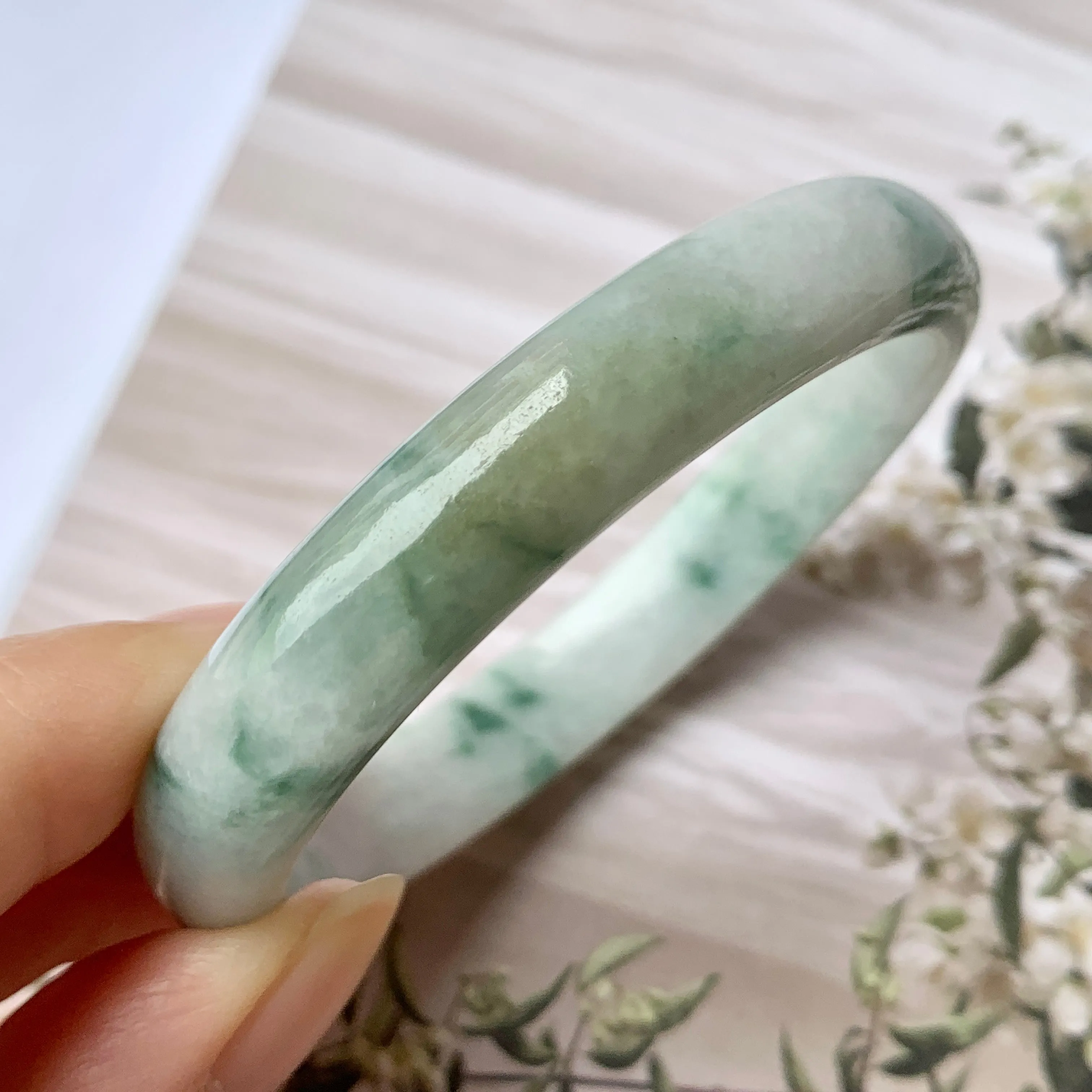 SOLD OUT: 53mm A-Grade Natural Floral Jadeite Modern Round Bangle No.151766