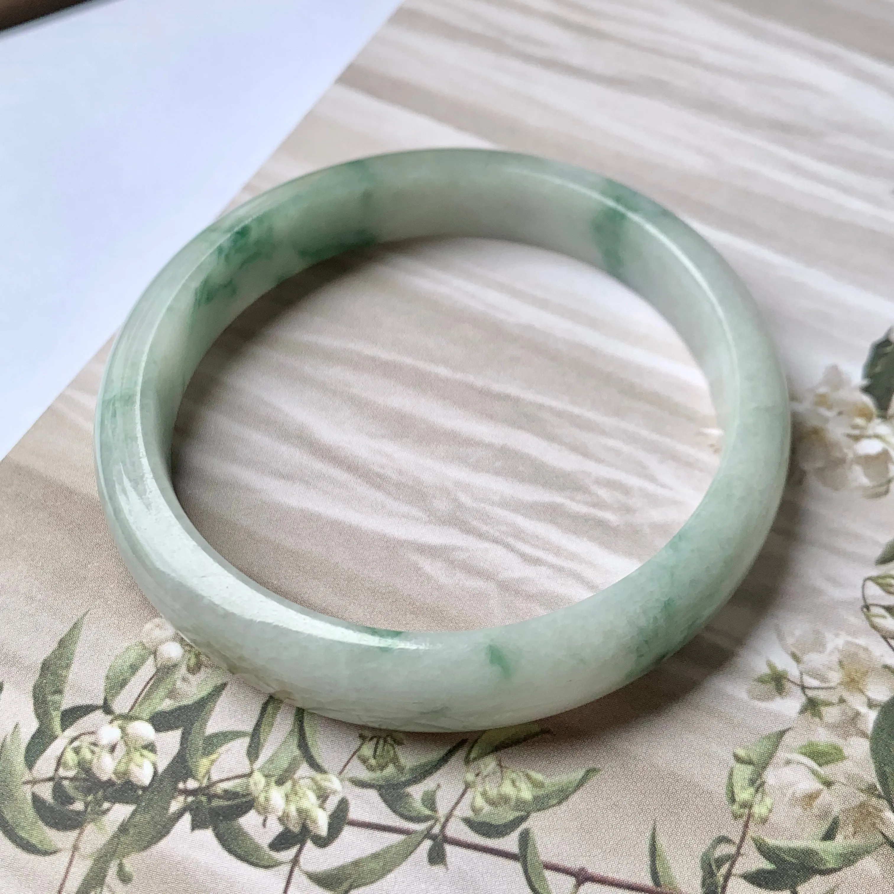 SOLD OUT: 53mm A-Grade Natural Floral Jadeite Modern Round Bangle No.151766