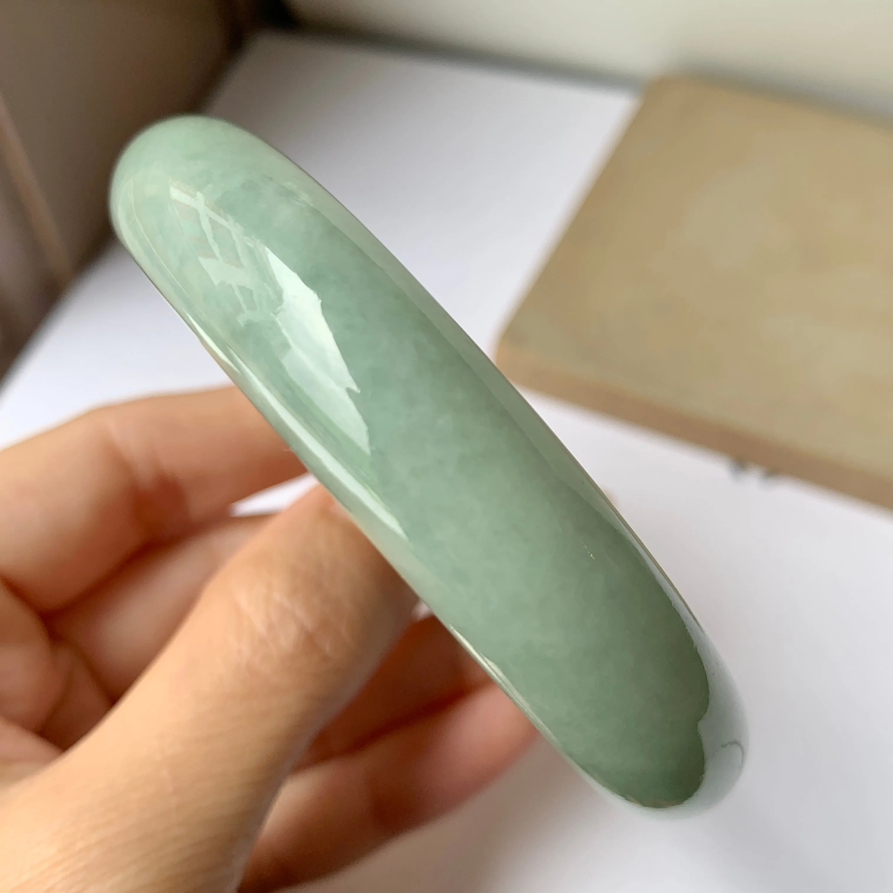 SOLD OUT: 58.8mm A-Grade Natural Green Jadeite Modern Round Bangle No.151658