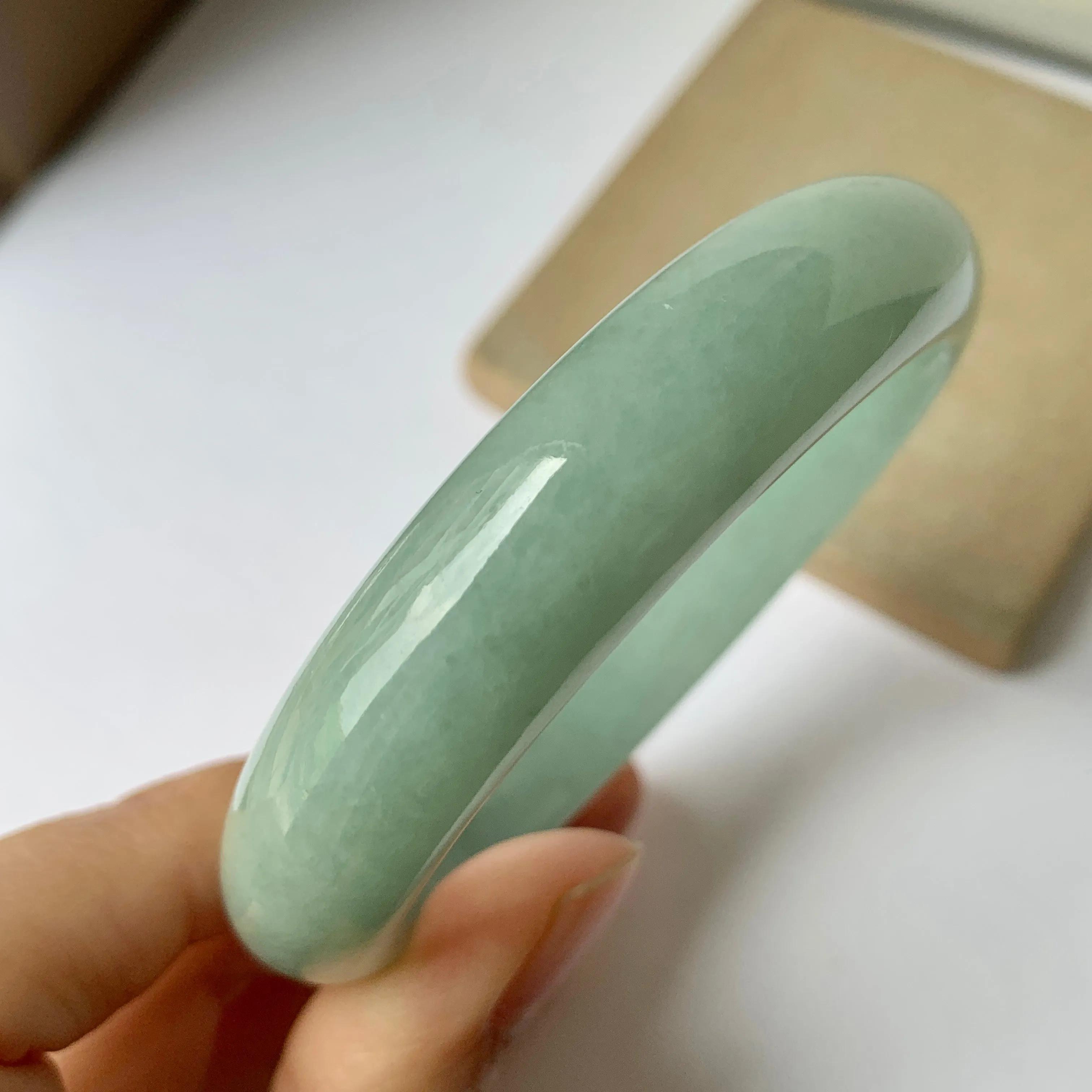 SOLD OUT: 58.8mm A-Grade Natural Green Jadeite Modern Round Bangle No.151658