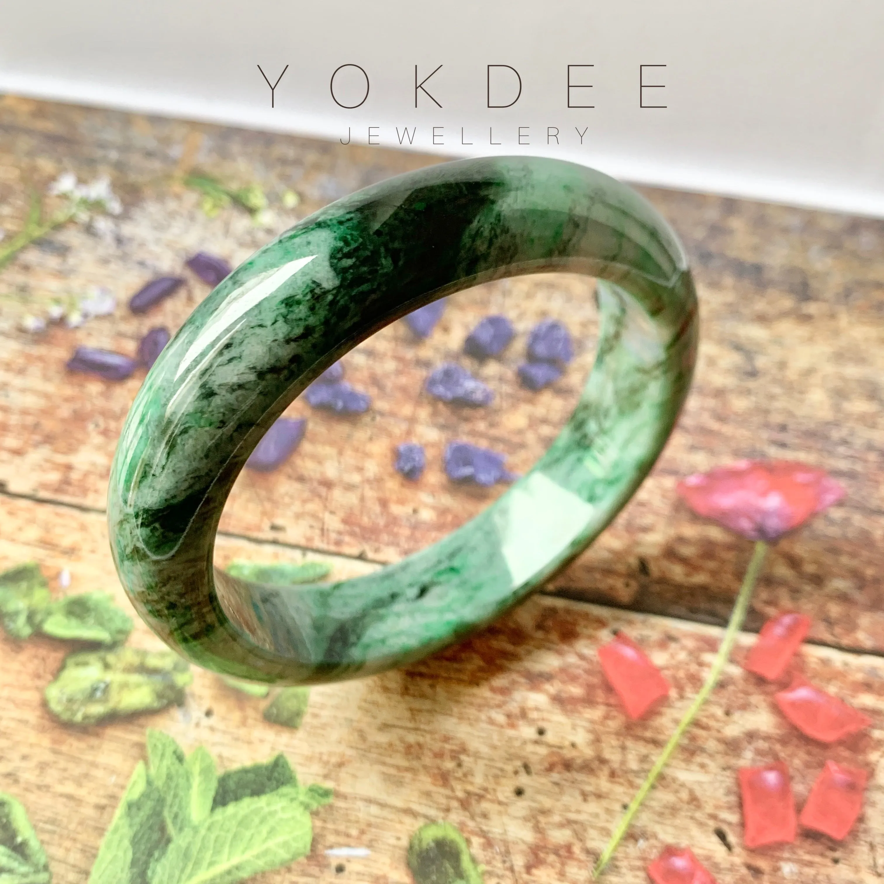 SOLD OUT: 59.1mm A-Grade Natural Floral Jadeite Modern Round Bangle No.151613