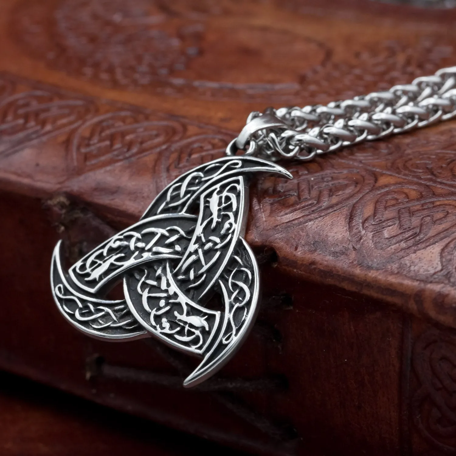 The Horns of Odin (Triskele) on chain