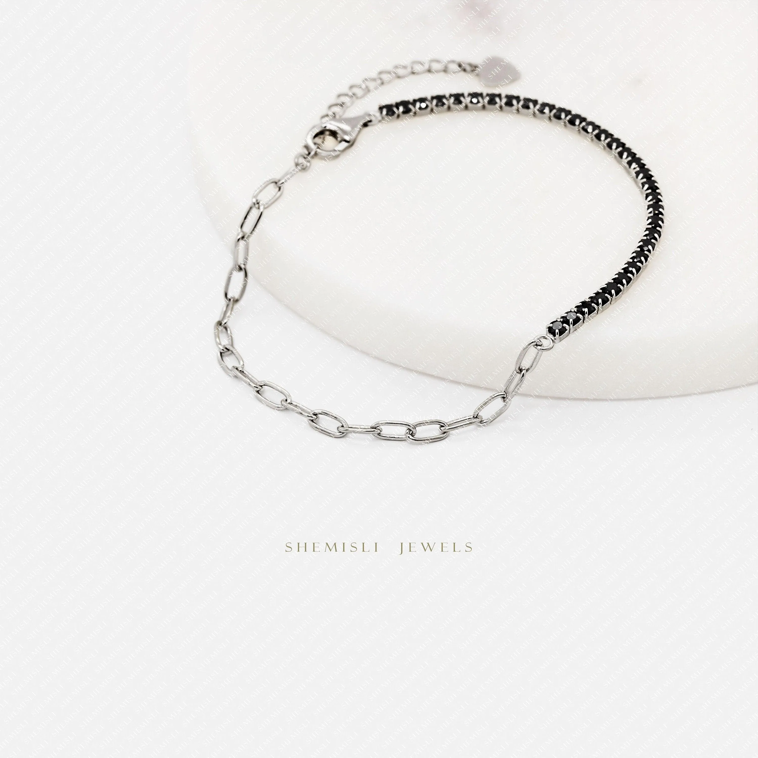 Tiny Paper clip Chain and Black Gem Links Bracelet, Silver or Gold Plated (6.25"   1.25") SHEMISLI - SB007